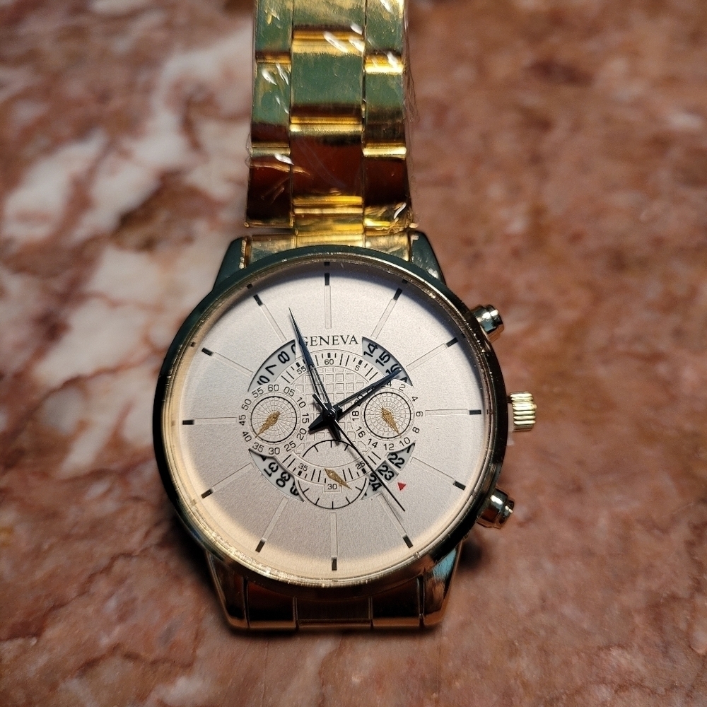Fashion watch